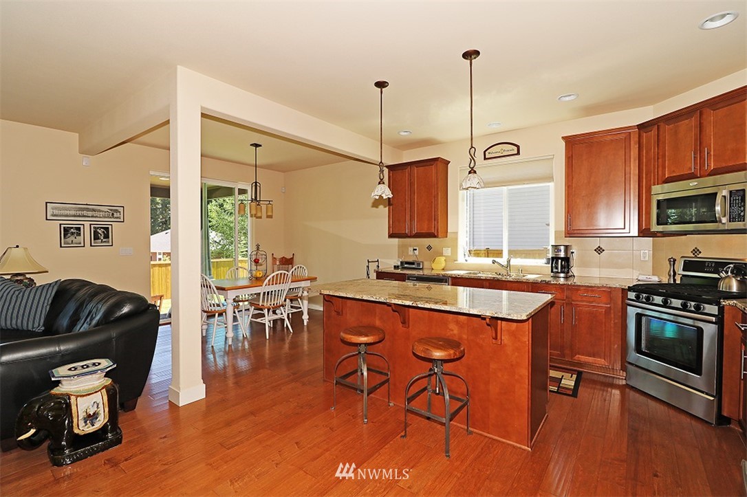 126 233rd Place Southeast Bothell, WA 98021 - Photo 6 of 25