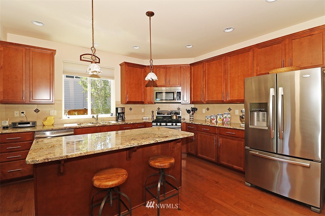 126 233rd Place Southeast Bothell, WA 98021 - Photo 7 of 25