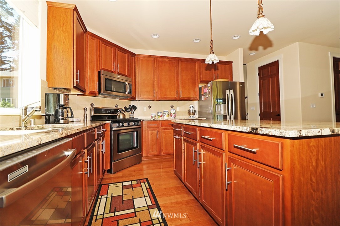 126 233rd Place Southeast Bothell, WA 98021 - Photo 9 of 25