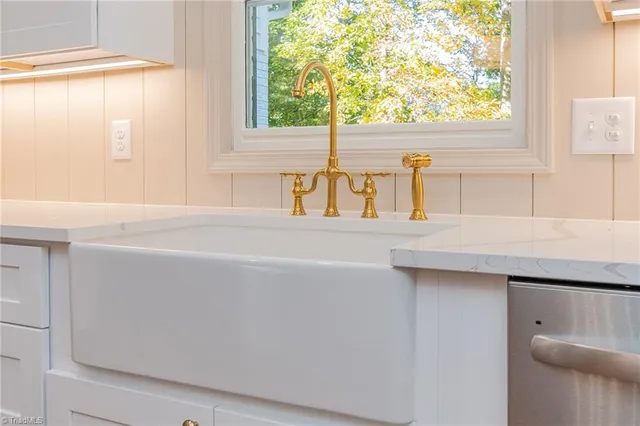 $605,995 | 102 Tomahawk Trail, Lexington, NC 27295