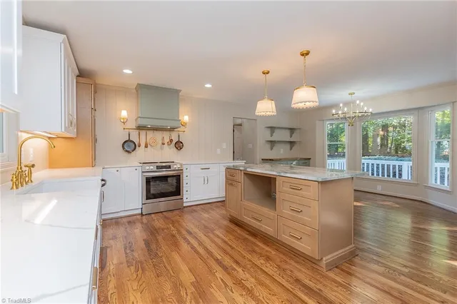 $605,995 | 102 Tomahawk Trail, Lexington, NC 27295