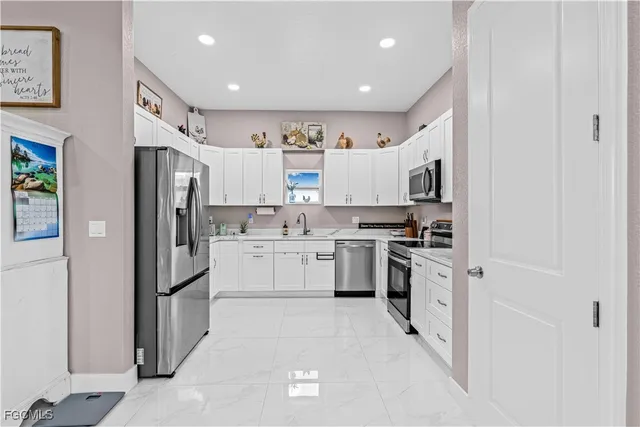 $337,000 | 7005 Berwick Circle, LaBelle, FL 33935