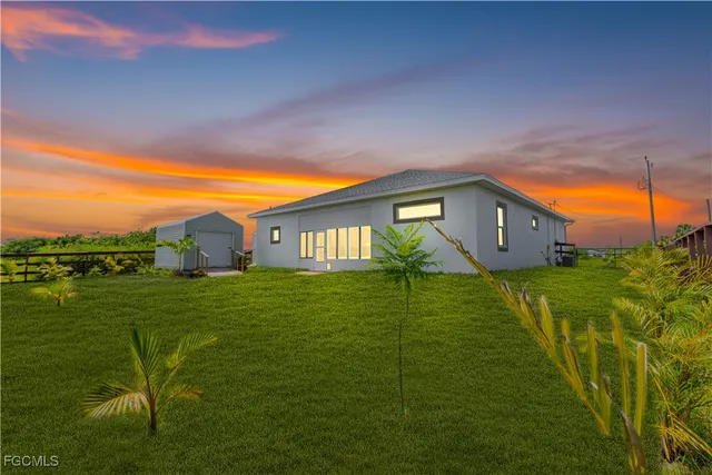 $337,000 | 7005 Berwick Circle, LaBelle, FL 33935