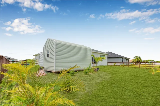 $337,000 | 7005 Berwick Circle, LaBelle, FL 33935