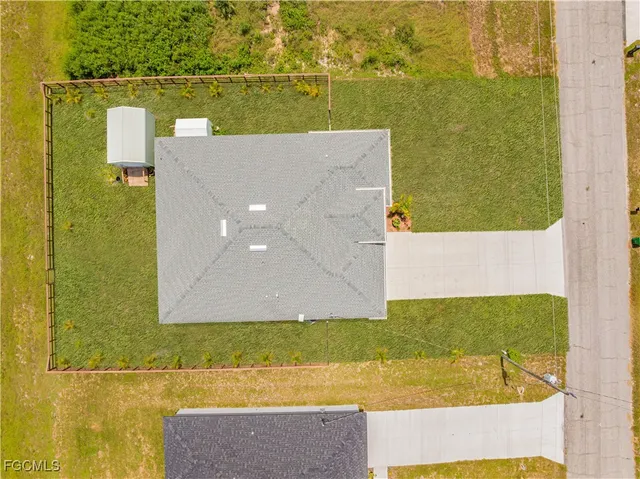 $337,000 | 7005 Berwick Circle, LaBelle, FL 33935