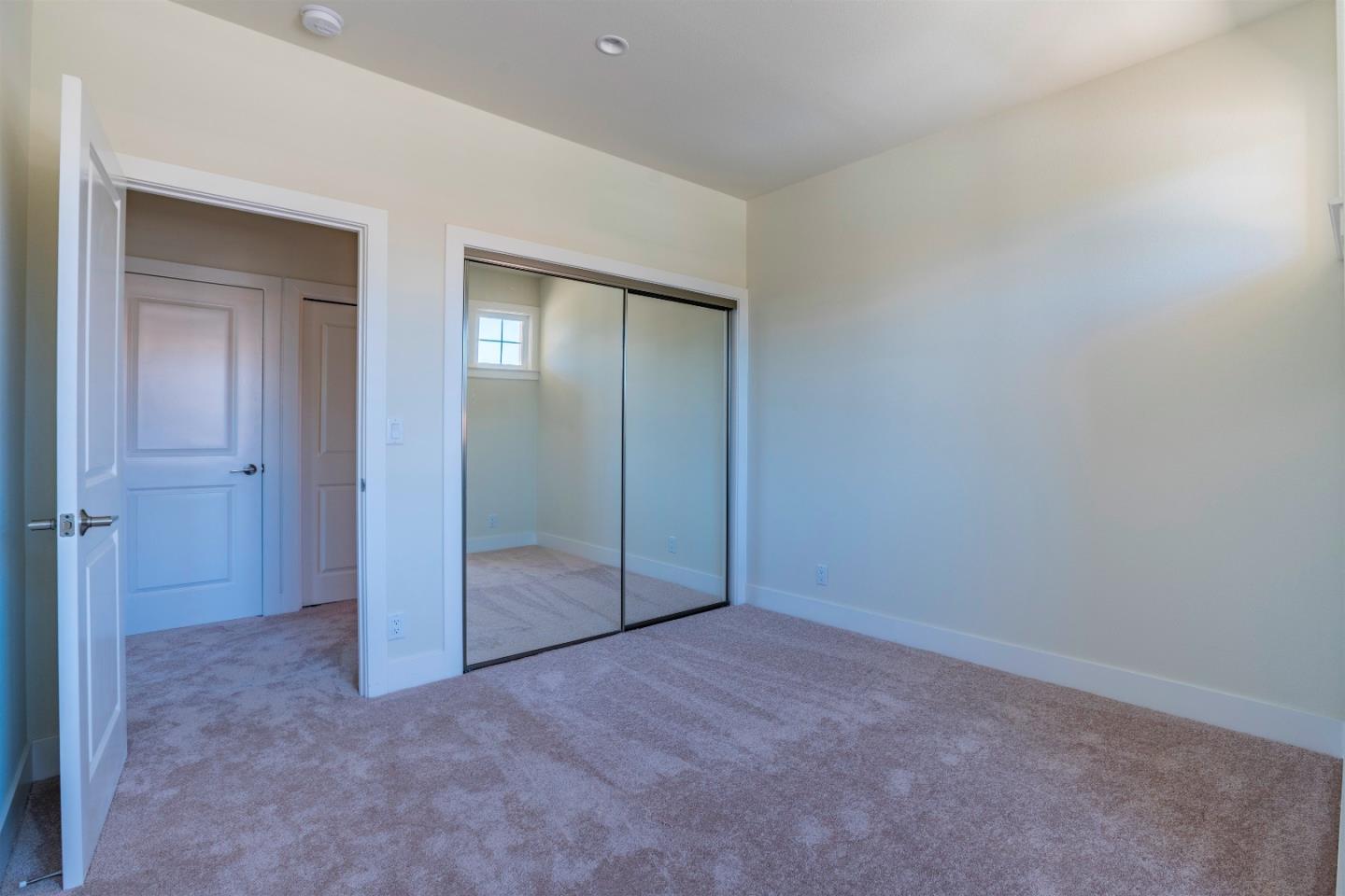 1080 Ed Roth Terrace Sunnyvale, CA 94087 - Photo 23 of 31 Gallery Image 23