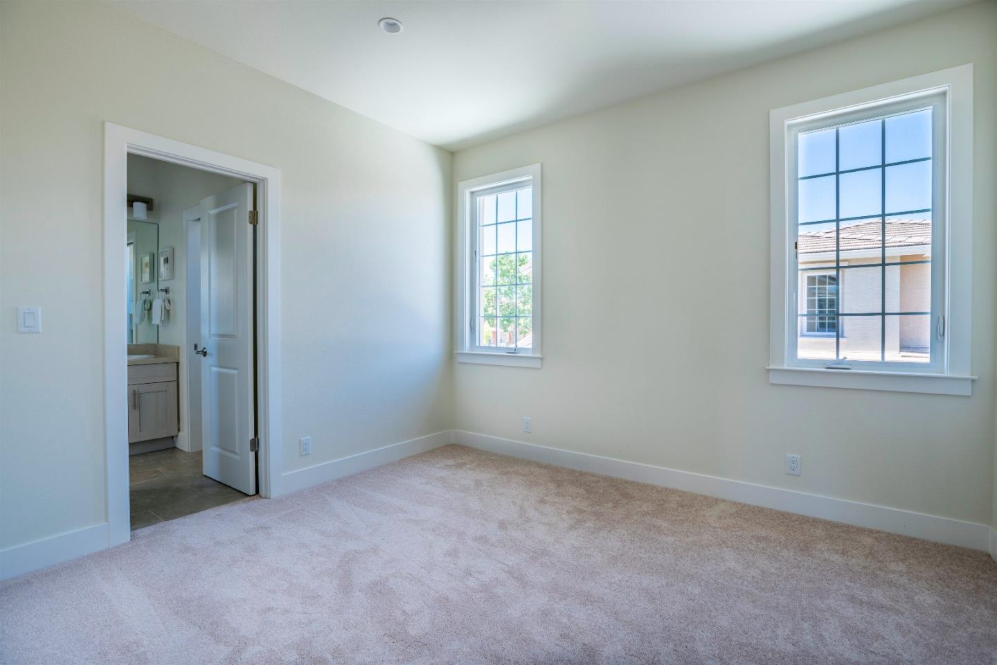 1080 Ed Roth Terrace Sunnyvale, CA 94087 - Photo 26 of 31 Gallery Image 26