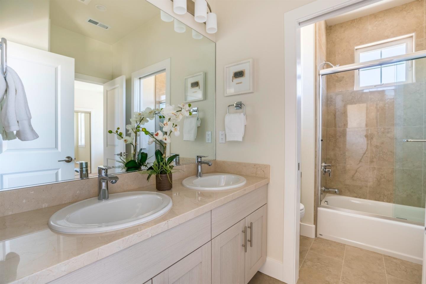 1080 Ed Roth Terrace Sunnyvale, CA 94087 - Photo 27 of 31 Gallery Image 27