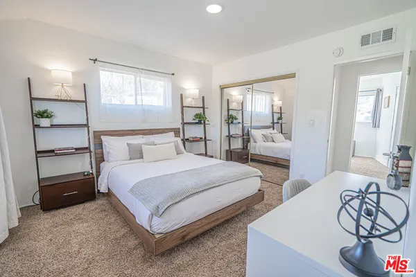 $4,300 | 35315 Glenwall Street, Agua Dulce, CA 91390