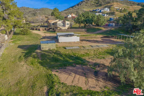 $4,300 | 35315 Glenwall Street, Agua Dulce, CA 91390