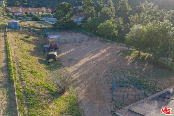 $4,300 | 35315 Glenwall Street, Agua Dulce, CA 91390