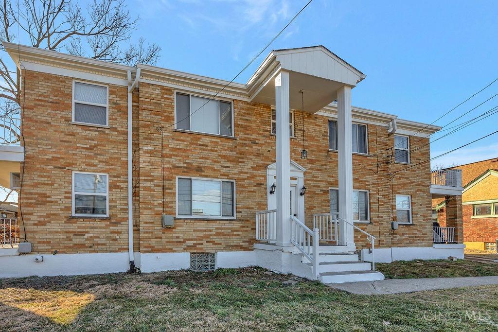 3991 School Section Road Cincinnati, OH 45211 - Photo 3 of 32