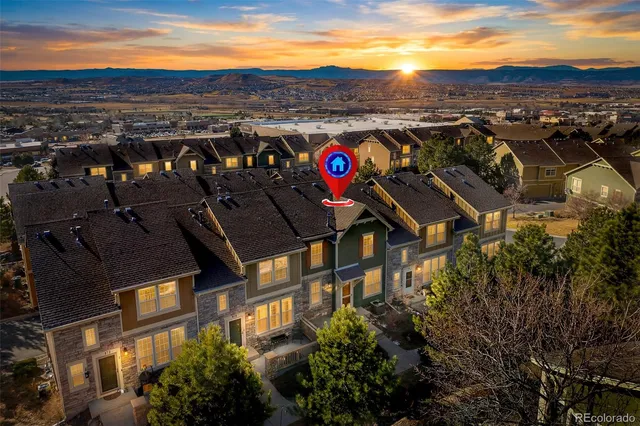 an aerial view of multiple house