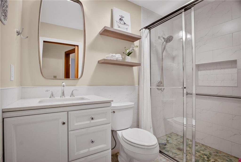 1034 Old Harper Road Crescent, PA 15046 - Photo 16 of 50