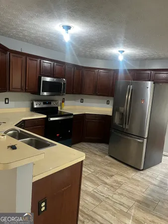 $2,000 | 6675 Princeton Park Court, Lithonia, GA 30058