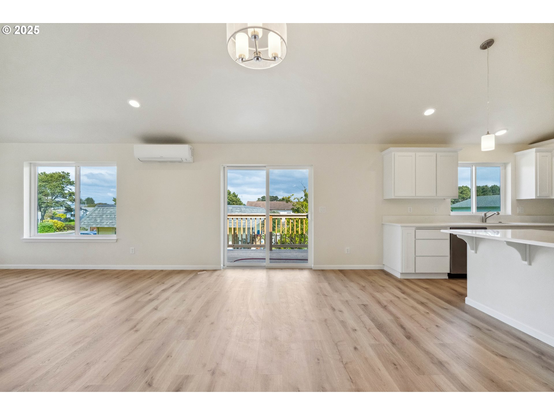 655 11th Street Southwest Bandon, OR 97411 - Photo 26 of 32