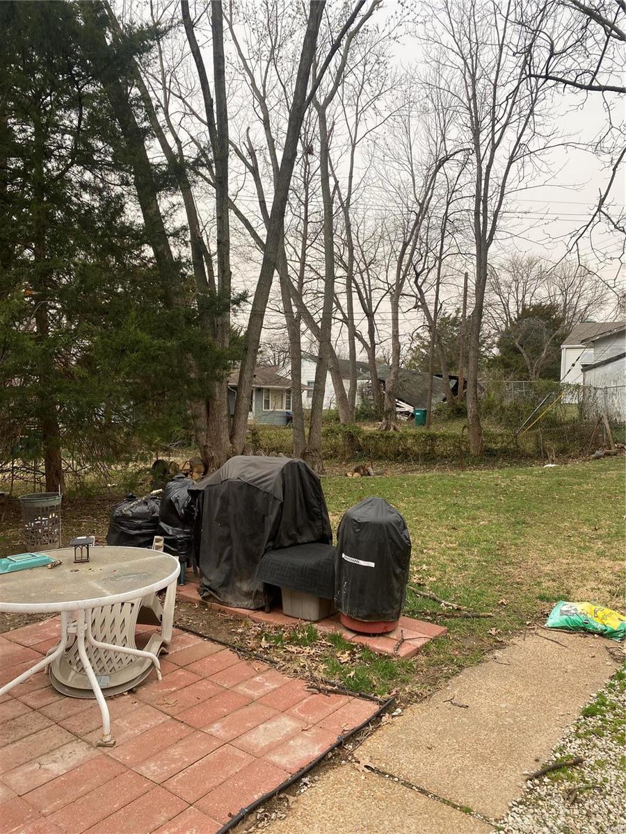 7716 Monroe Drive St. Louis, MO 63133 - Photo 24 of 27