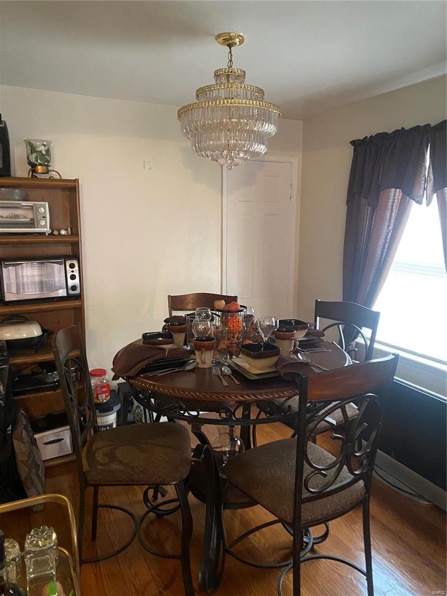 7716 Monroe Drive St. Louis, MO 63133 - Photo 3 of 27