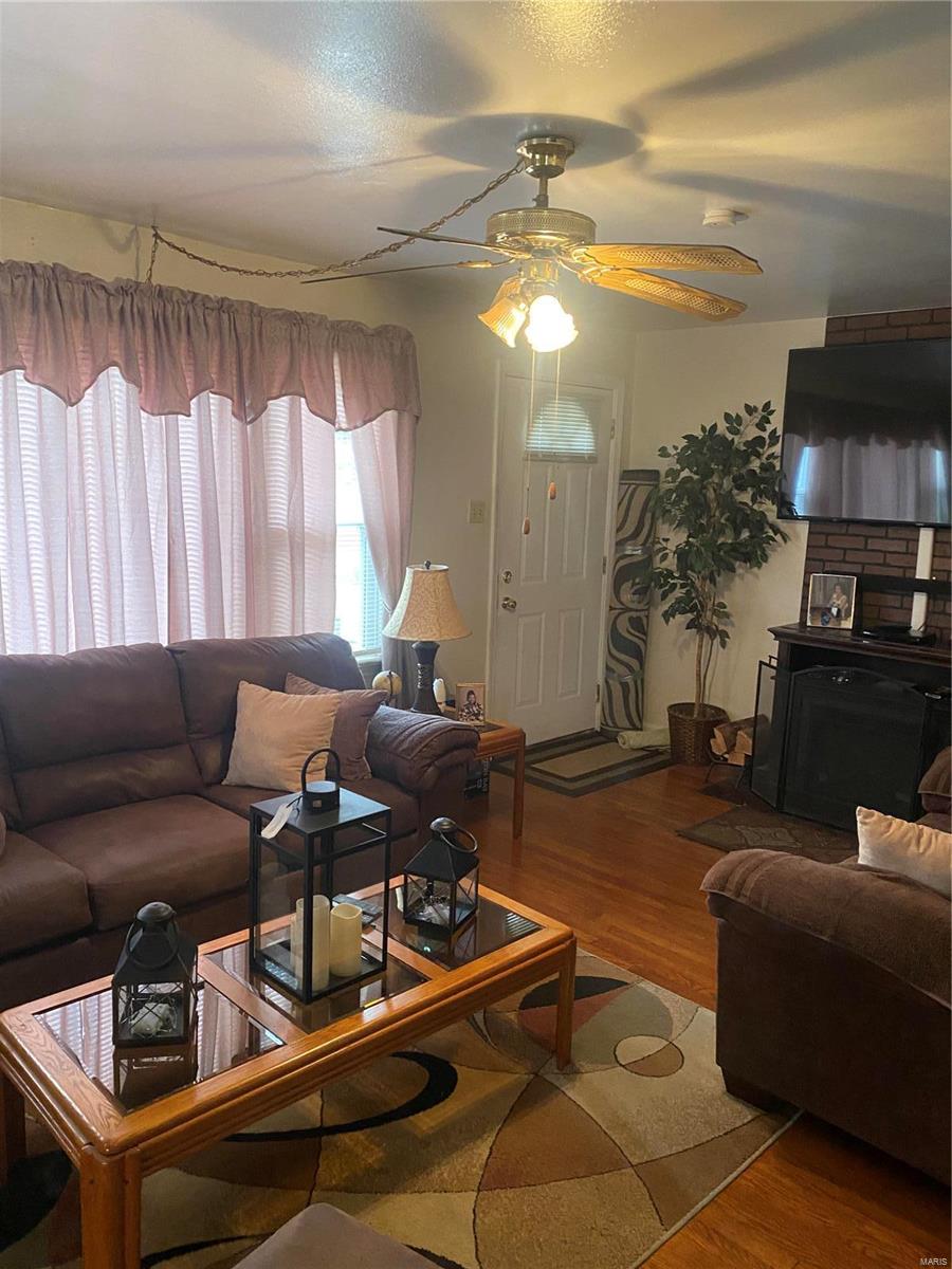 7716 Monroe Drive St. Louis, MO 63133 - Photo 5 of 27