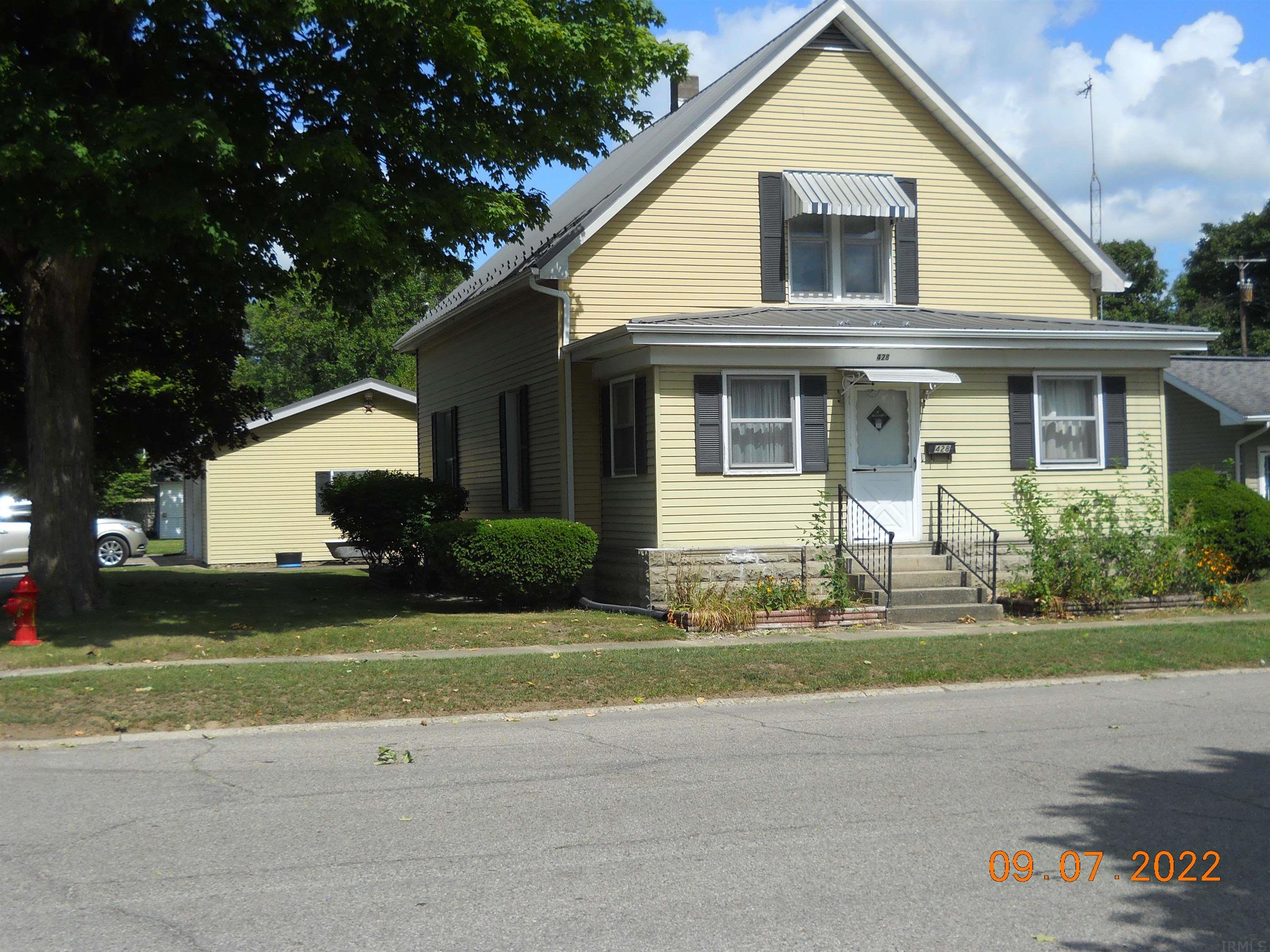 428 West 4th Street Rochester, IN 46975 - Photo 1 of 2