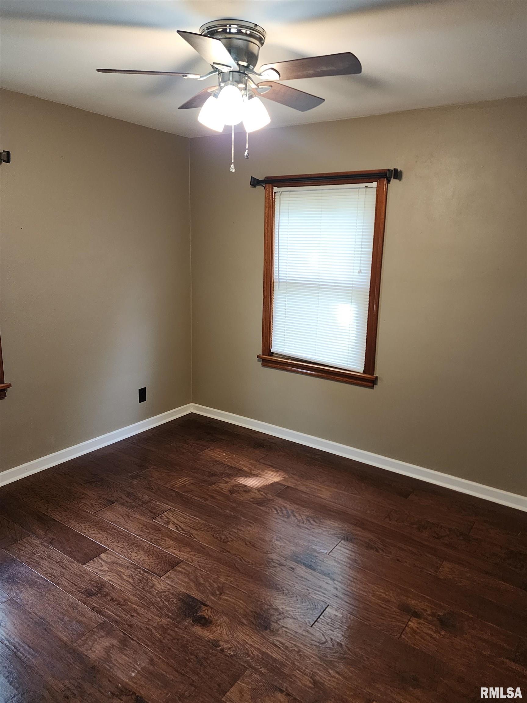 2537 Holmes Avenue Springfield, IL 62704 - Photo 19 of 34