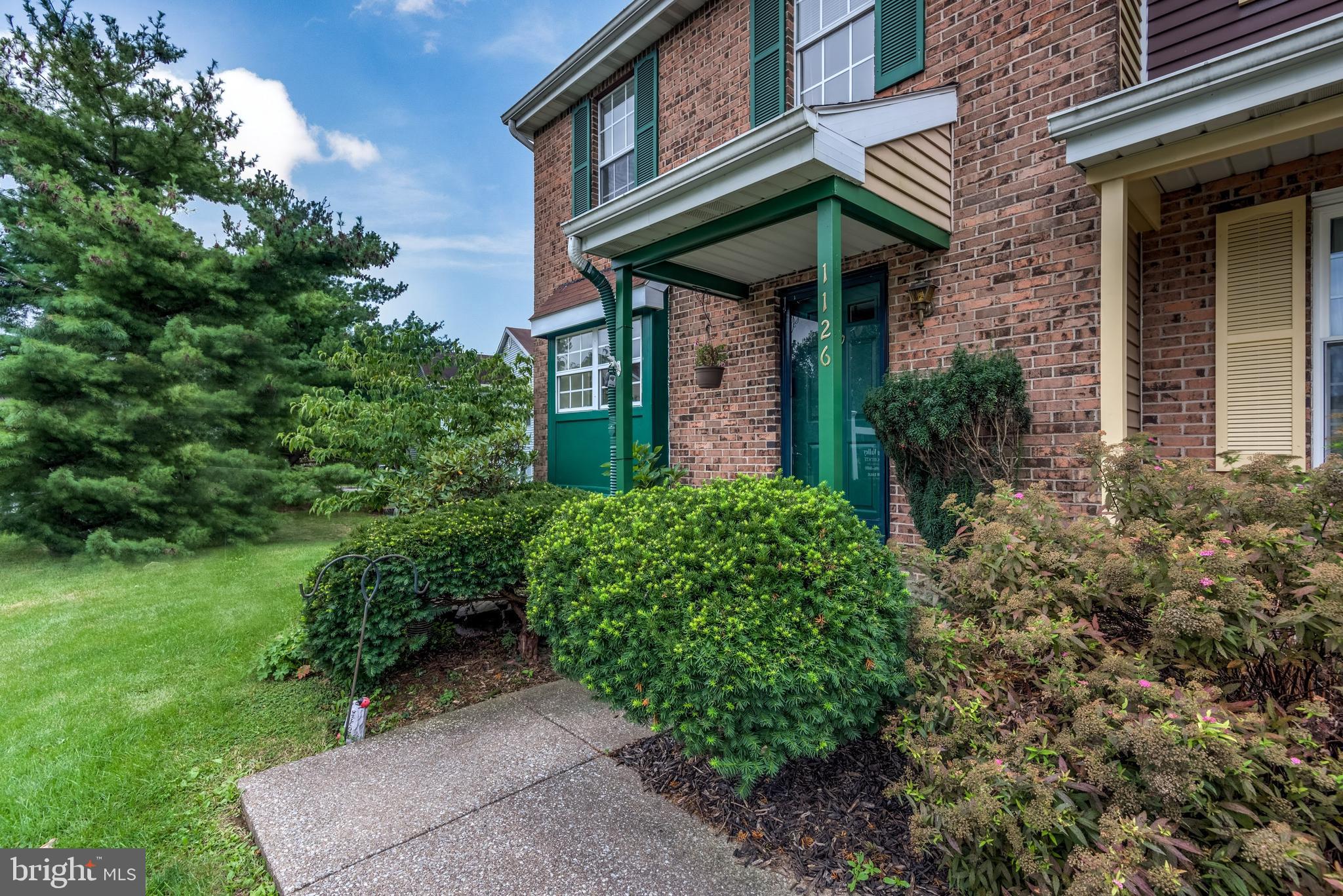 1126 Pond Road Harrisburg, PA 17111 - Photo 3 of 25 Shrubs and front side walk...