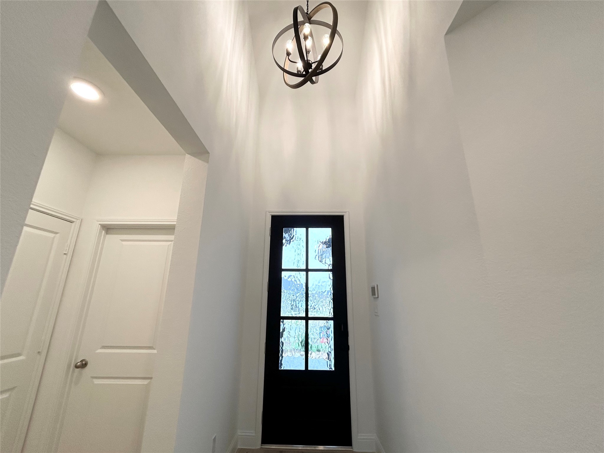 15310 Spanish Ranchos Way, Unit WAYS Cypress, TX 77433 - Photo 6 of 40 Foyer