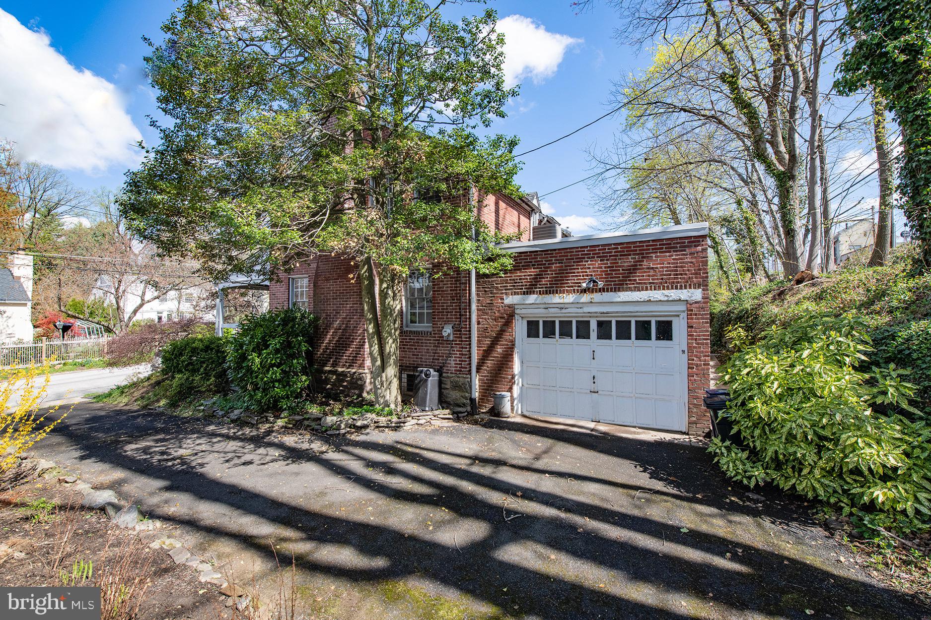 110 Hilltop Road Philadelphia, PA 19118 - Photo 30 of 41 Gallery Image 30