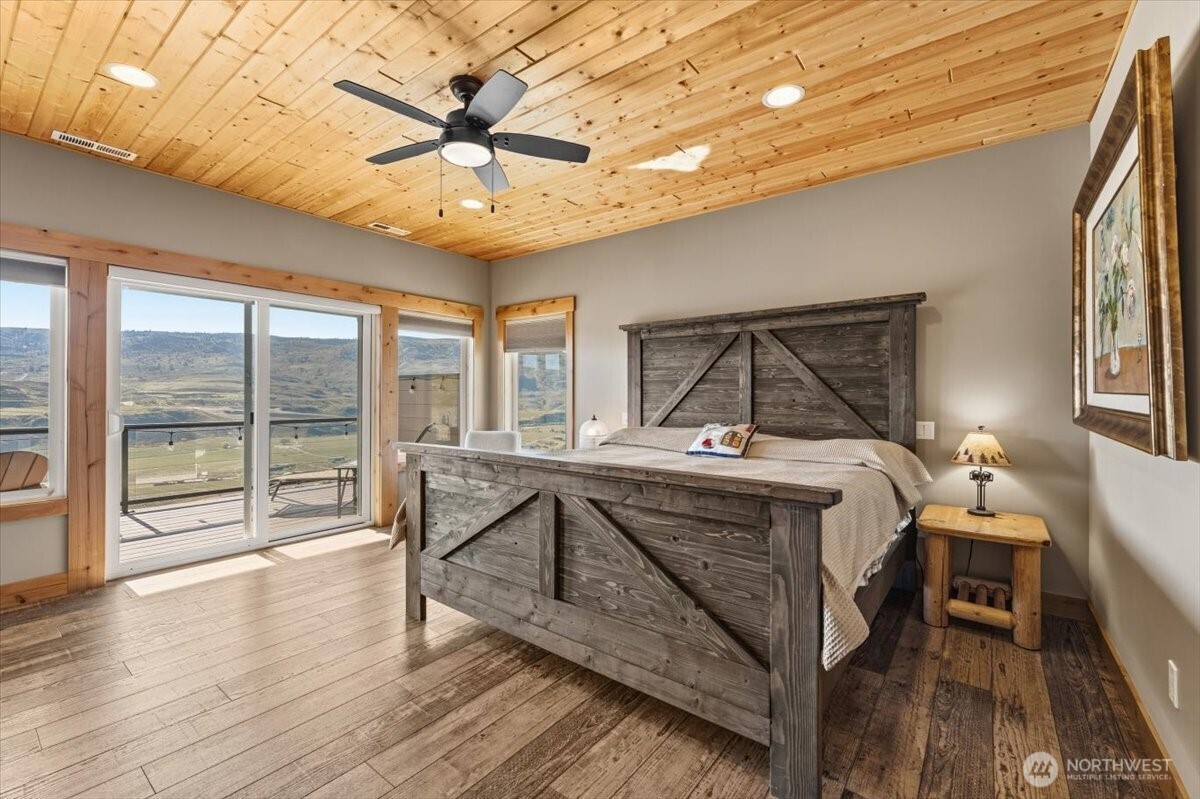 525 Columbia View Road Chelan, WA 98816 - Photo 19 of 40