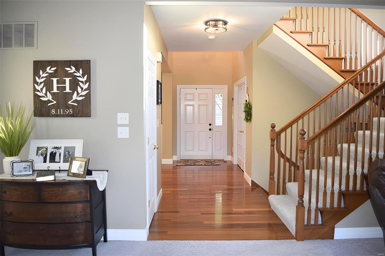 552 Forby Estates Drive Eureka, MO 63025 - Photo 5 of 54