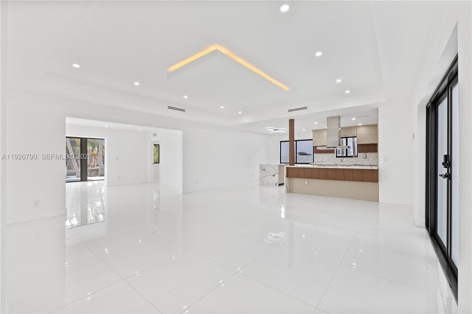 1200 Cleveland Road Miami Beach, FL 33141 - Photo 4 of 43 Gallery Image 4