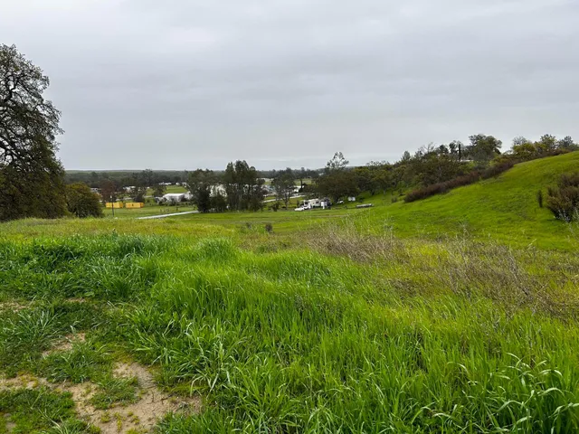 $18,000 | 17260 Hillcrest Drive, Corning, CA 96021