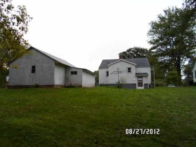 468 Gale Street Rome City, IN 46784 - Photo 2 of 12