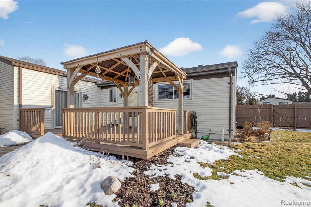 15715 Exeter Court Fraser, MI 48026 - Photo 28 of 32