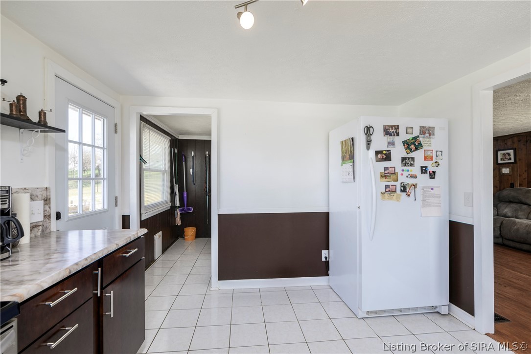 1120 Georgetown-Lanesville Road Georgetown, IN 47122 - Photo 14 of 41