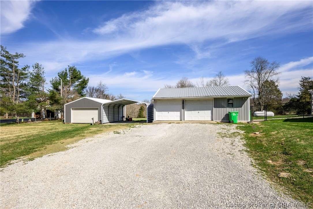 1120 Georgetown-Lanesville Road Georgetown, IN 47122 - Photo 34 of 41