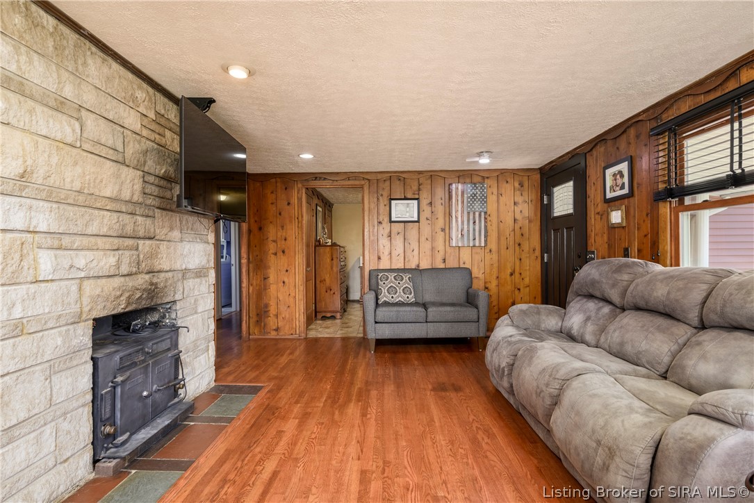 1120 Georgetown-Lanesville Road Georgetown, IN 47122 - Photo 9 of 41