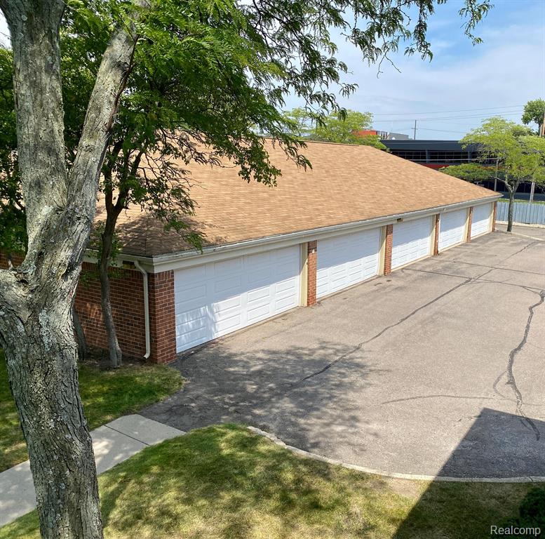 29640 Middlebelt Road, Unit 2601 Farmington Hills, MI 48334 - Photo 22 of 24