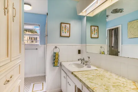 $427,000 | 224 Circle Haven, Canyon Lake, TX 78133