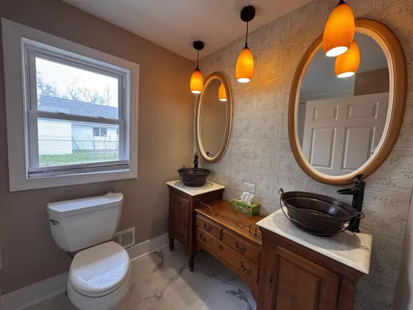 $169,900 | 1250 South 15th Street, Niles, MI 49120