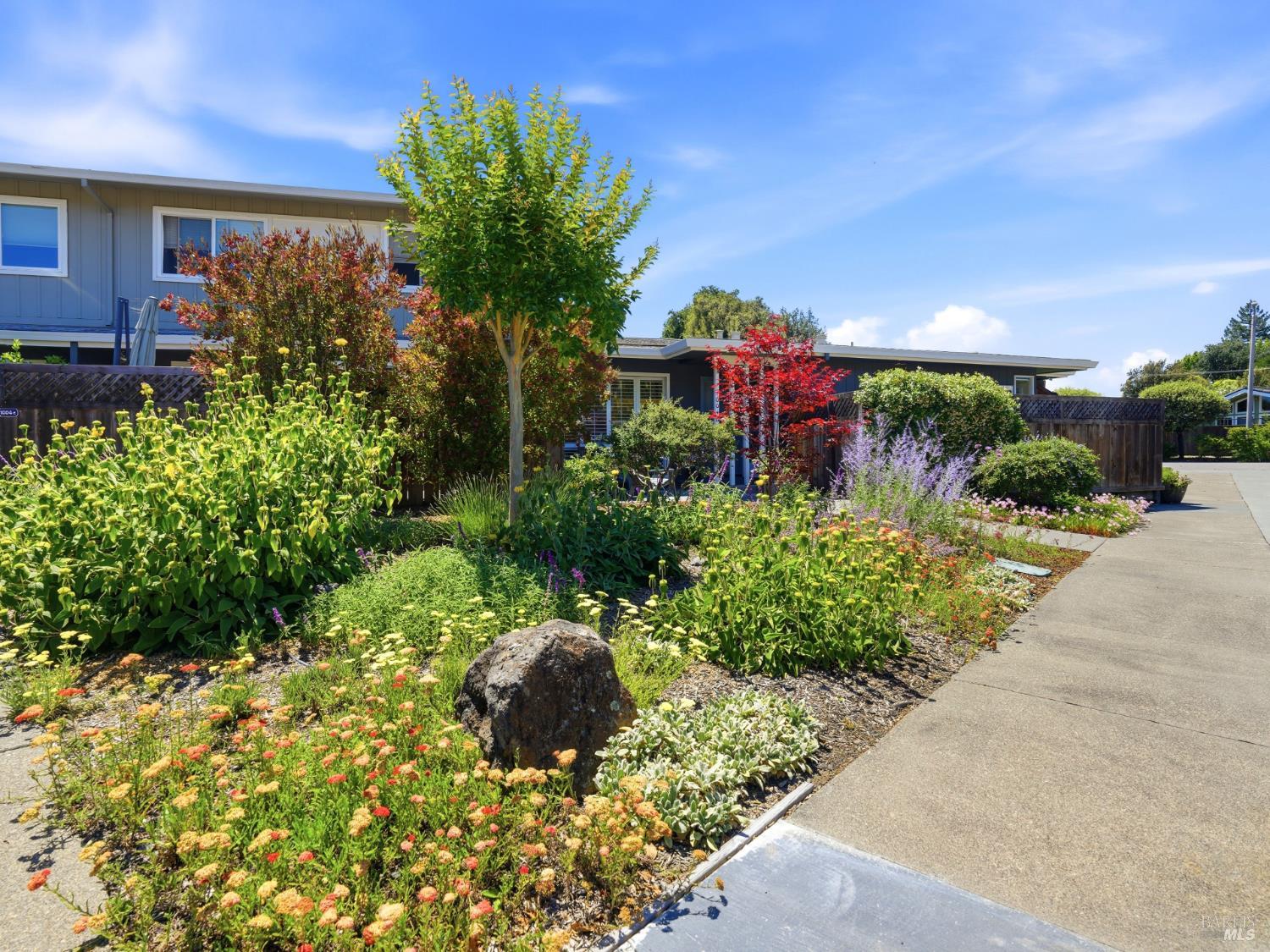 1004 B Los Gamos Road San Rafael, CA 94903 - Photo 2 of 38