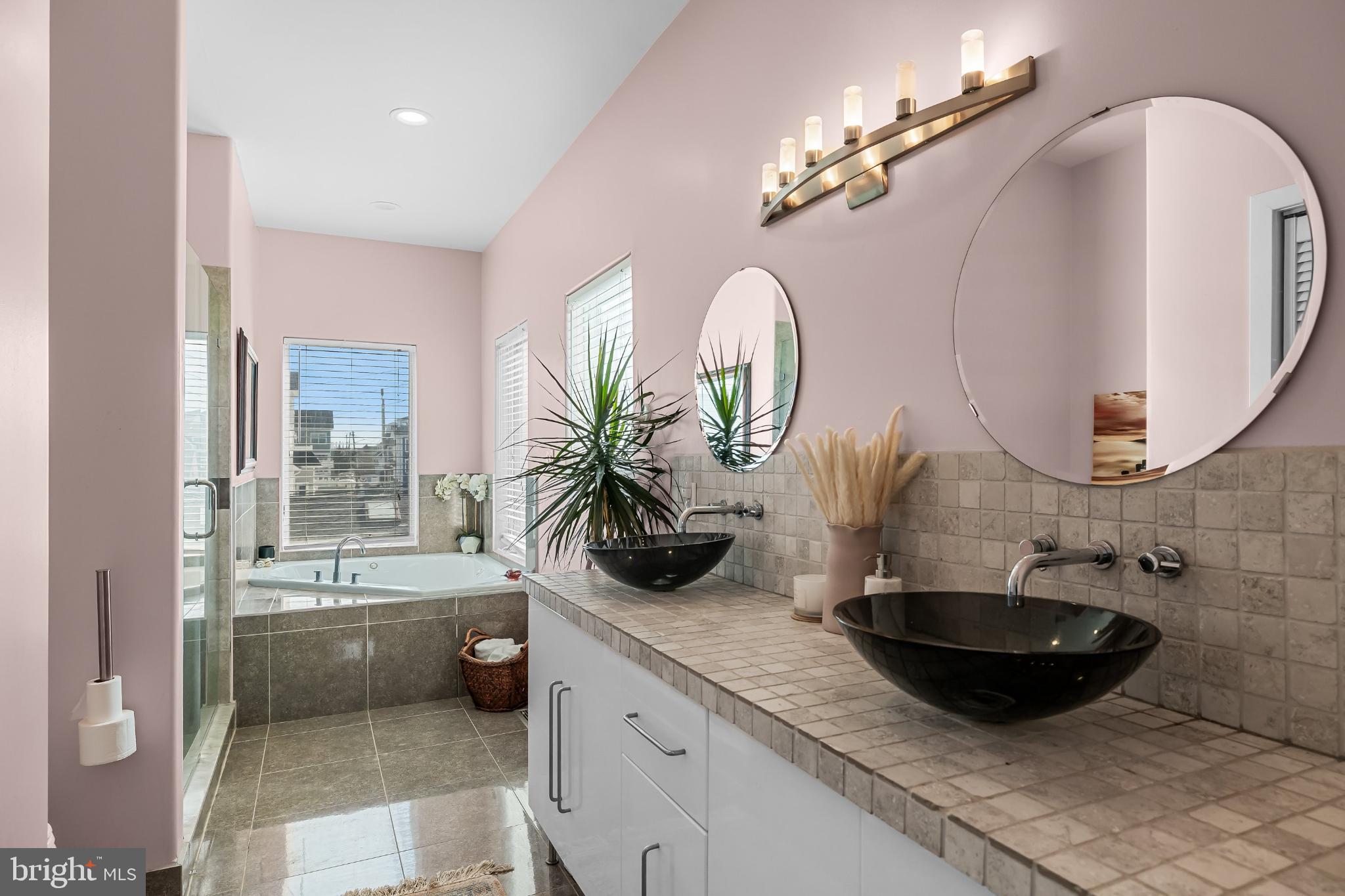 420 West 17th Avenue North Wildwood, NJ 08260 - Photo 59 of 101 2nd Floor Primary Bath