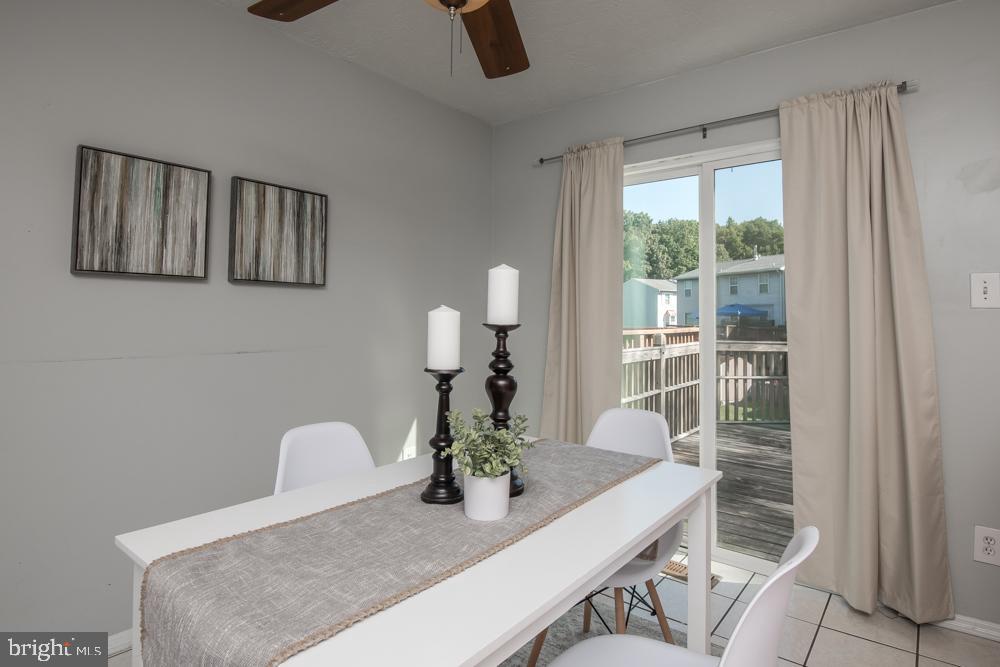 418 Kosoak Road Baltimore, MD 21220 - Photo 3 of 42 Kitching/Dining combo w/ slider to deck