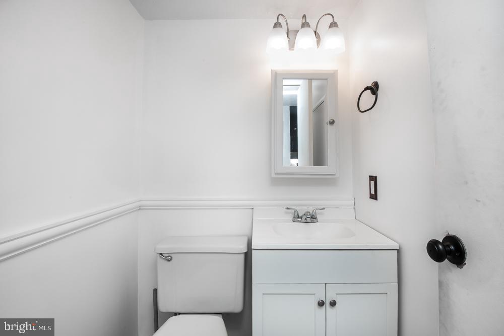 418 Kosoak Road Baltimore, MD 21220 - Photo 35 of 42 Lower Level Powder Room