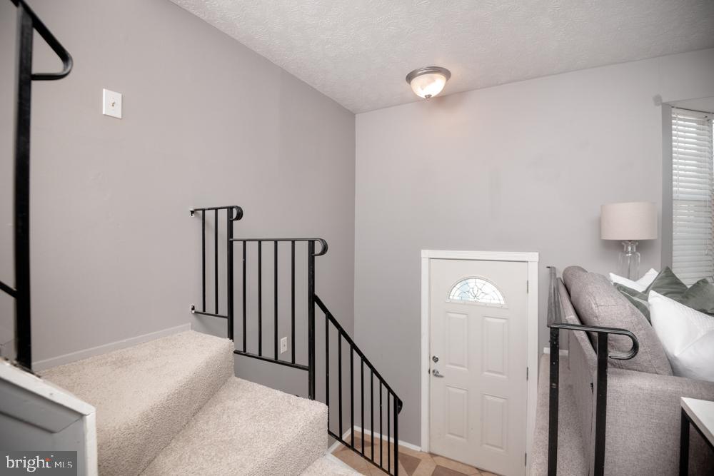 418 Kosoak Road Baltimore, MD 21220 - Photo 6 of 42 Entry