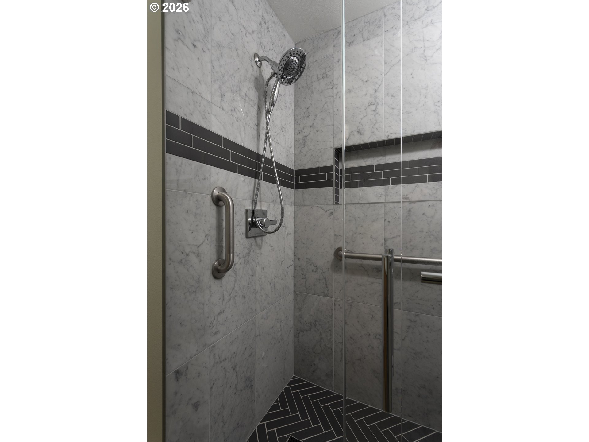 200 Southwest Burnham Road, Unit 306 Lake Oswego, OR 97034 - Photo 14 of 28