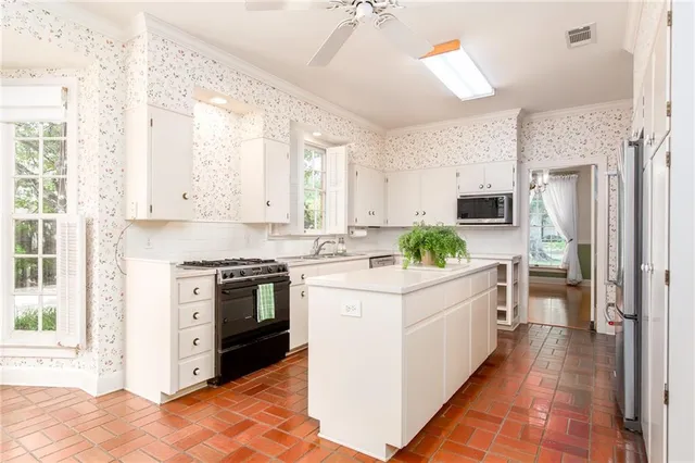 $464,000 | 4402 Wellington Boulevard, Alexandria, LA 71303