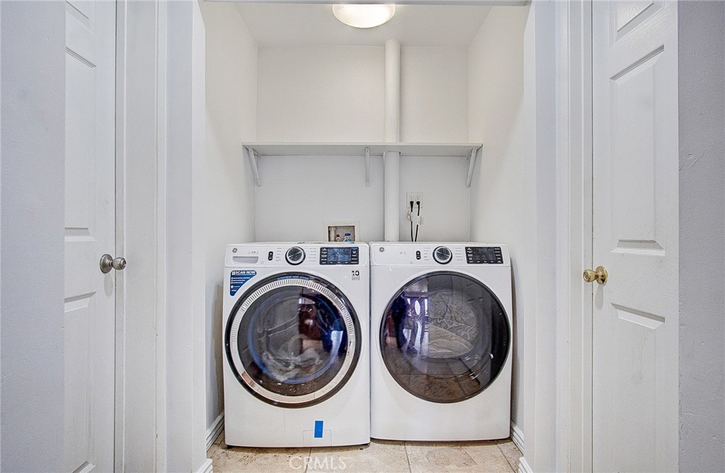 18329 Ambler Avenue Carson, CA 90746 - Photo 14 of 33 a utility room with dryer and washer