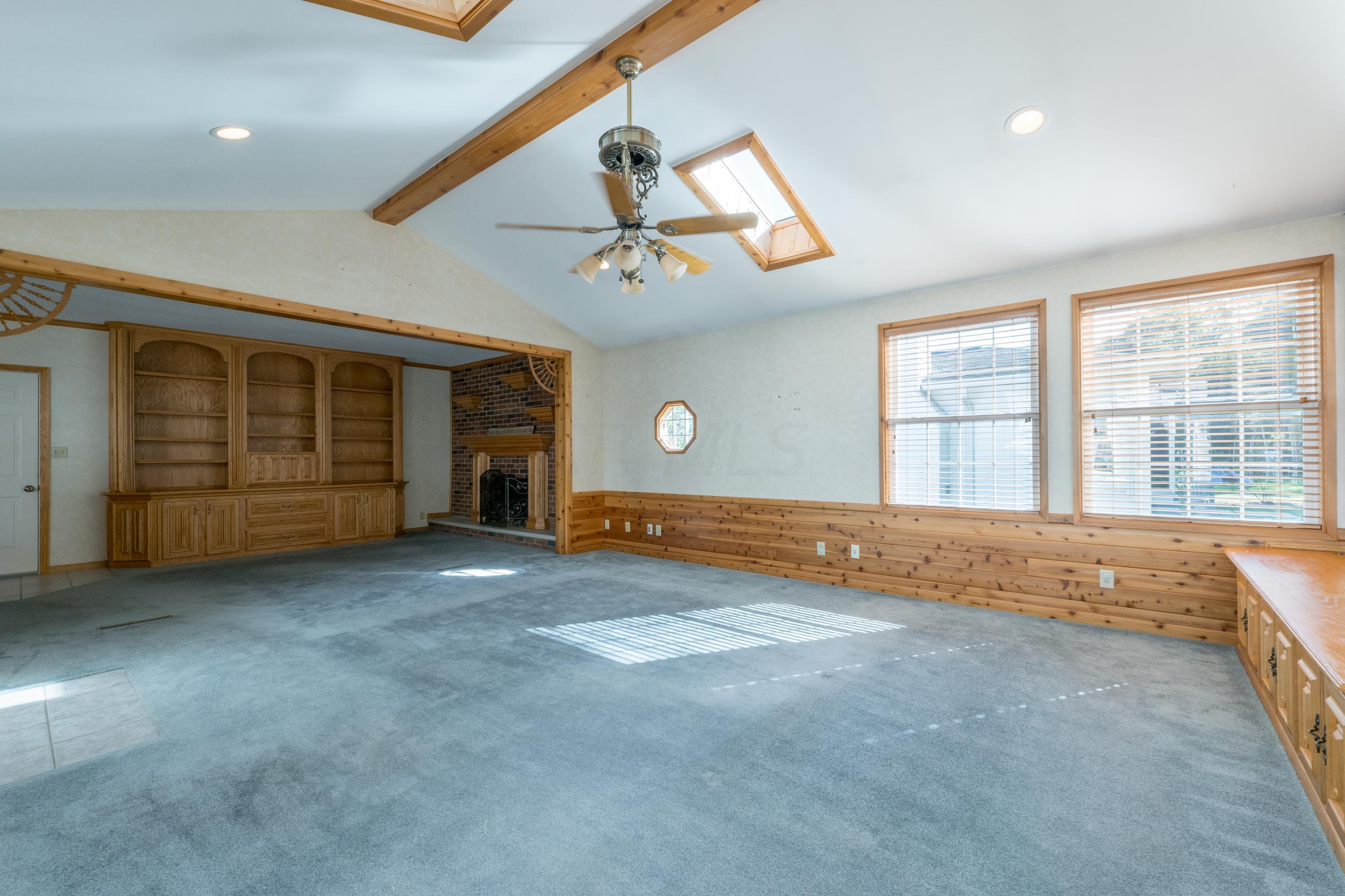 1395 Bonnie Ridge Road Columbus, OH 43228 - Photo 12 of 87 Gallery Image 12