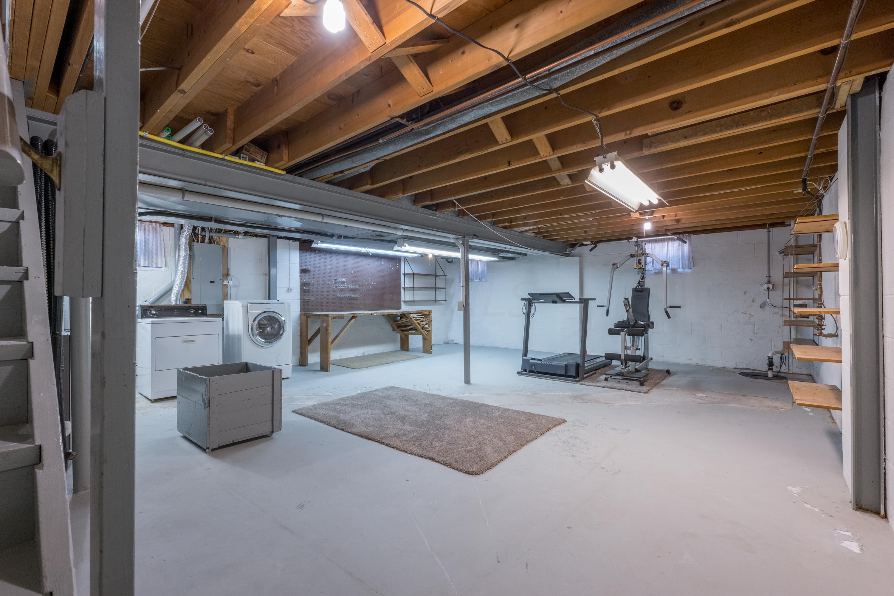 1395 Bonnie Ridge Road Columbus, OH 43228 - Photo 75 of 87 Gallery Image 75